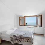 Cio Villa