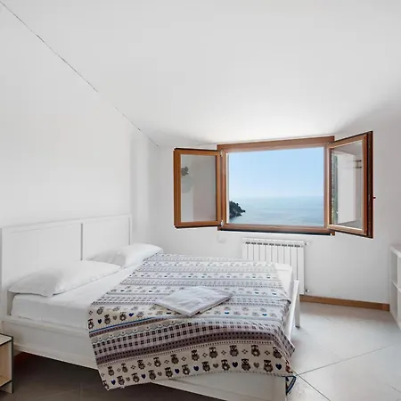 Cio Villa
